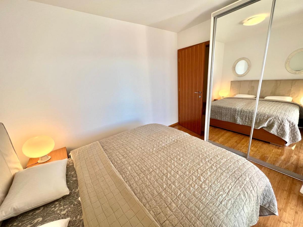 Apartment Golden View Dramalj Bagian luar foto
